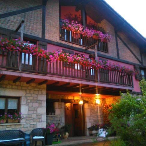 Casa Rural Haritzpe Hondarribia Exterior photo